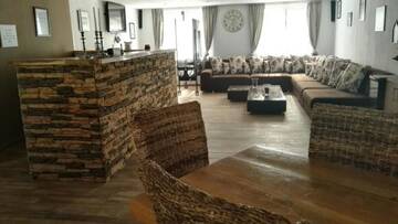 Фото номера Дом для отпуска Дома для отпуска Vila Smiley г. Авриг 23