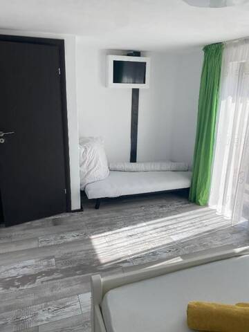 Фото номера Дом для отпуска Дома для отпуска Vila Smiley г. Авриг 85